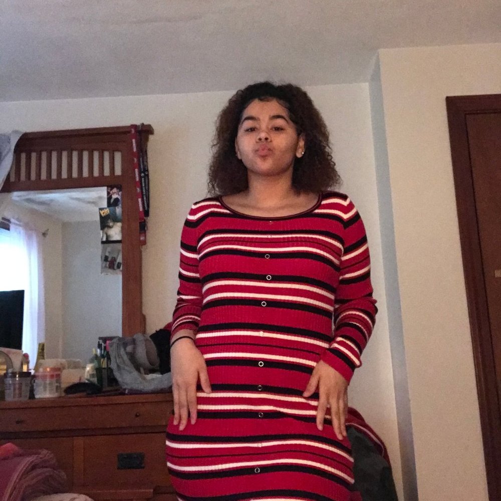 Dress - Picture 2 of 2